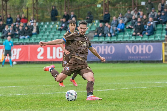 TA：森林对穆里略&安德森要价都非常高；麦卡蒂可能被外租